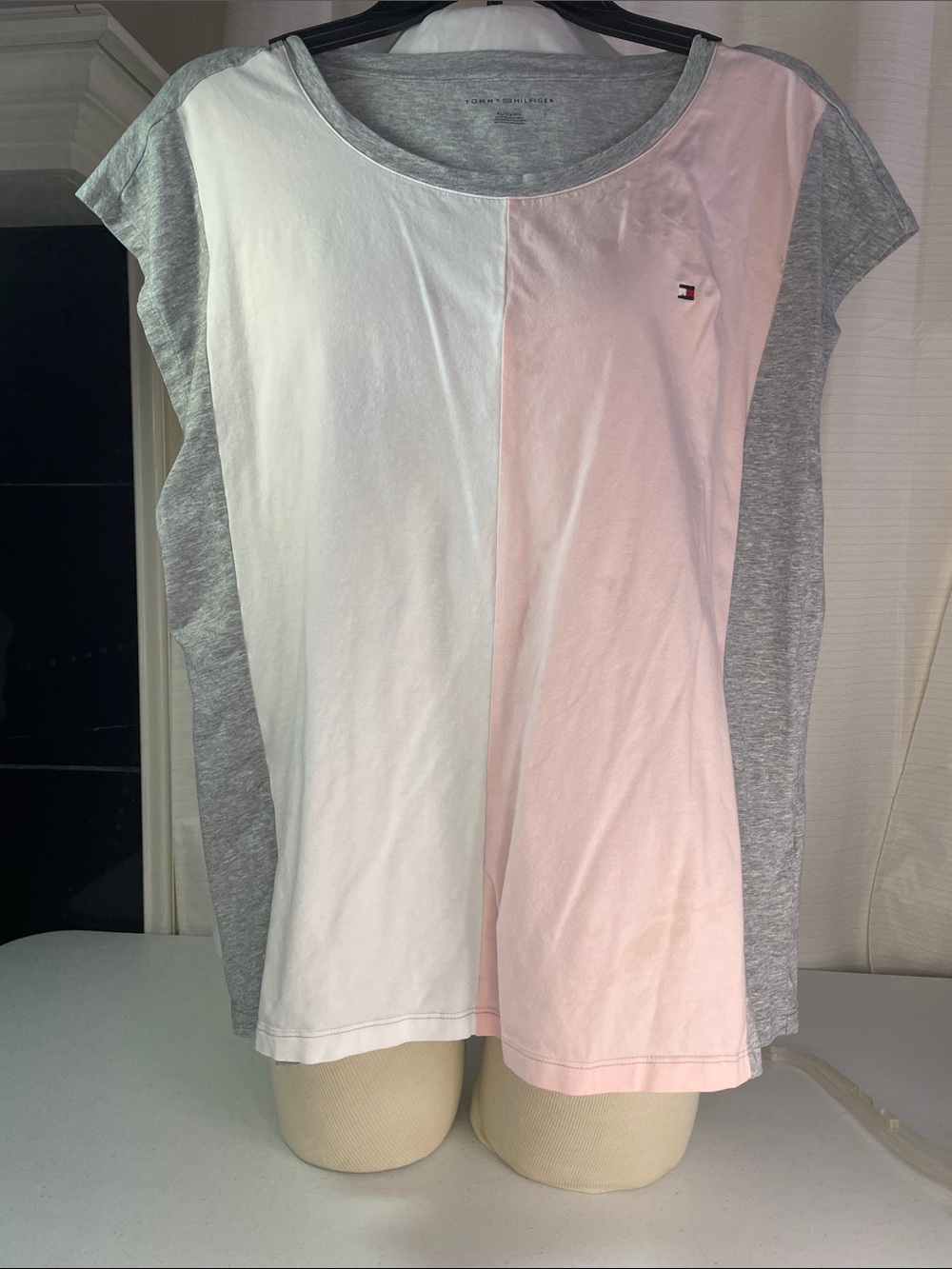 Tommy Hilfiger White, Light Pink & Heather Gray Colorblock Short Sleeve Tee